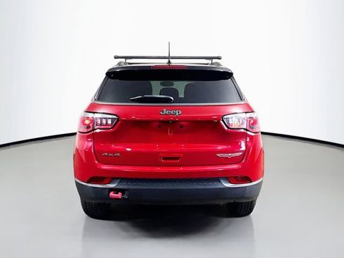 Used 2019 Jeep Compass Trailhawk AWD/4WD image 23