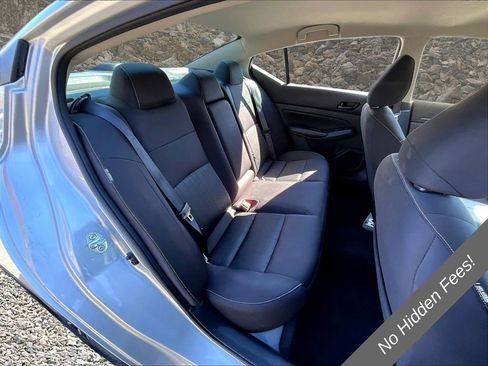 Used 2024 Nissan Altima 2.5 SV FWD image 25