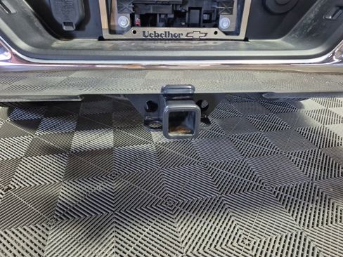 Certified 2026 GMC Sierra 1500 SLT w/ SLT Convenience Package image 8