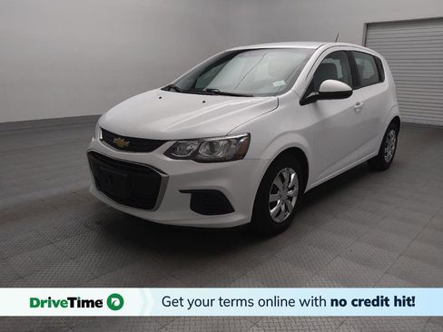 Used 2020 Chevrolet Sonic LT image 1