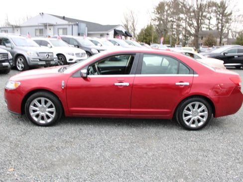 Used 2011 Lincoln MKZ Base AWD 4dr Sedan w/ 102A Rapid Spec Order Code image 10