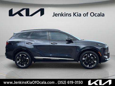 New 2026 Kia Sportage SX AWD/4WD image 2
