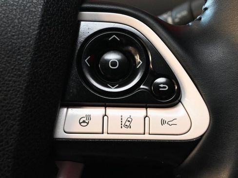 Certified 2019 Toyota Prius Prime Advanced image 11