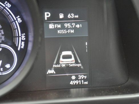 Used 2023 Hyundai Elantra Blue image 23