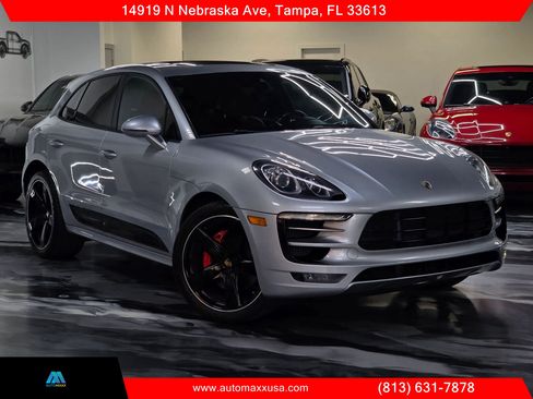 Used 2015 Porsche Macan Turbo image 1