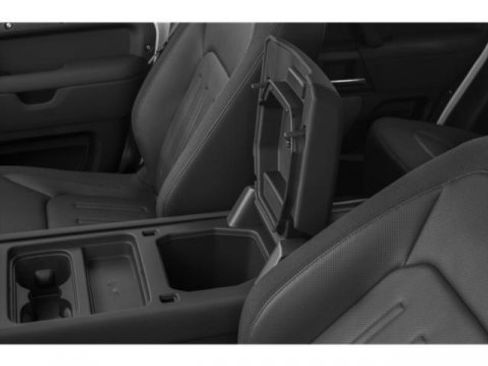 Used 2021 Land Rover Defender 110 SE image 14