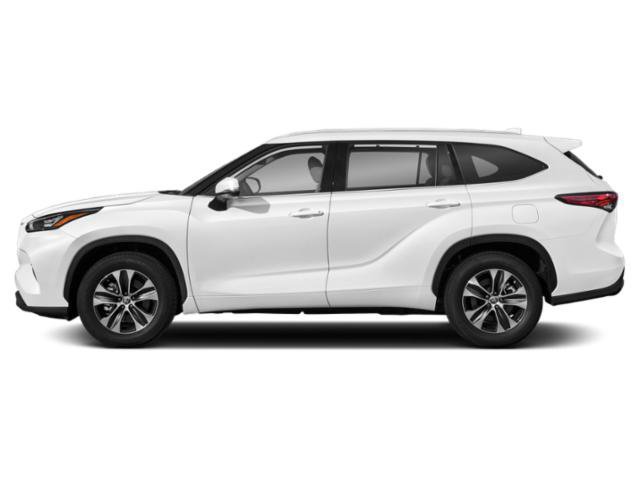 Used 2022 Toyota Highlander XLE FWD image 3