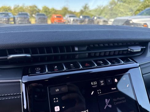 New 2025 Jeep Grand Cherokee L Laredo w/ Trailer Tow Package image 29