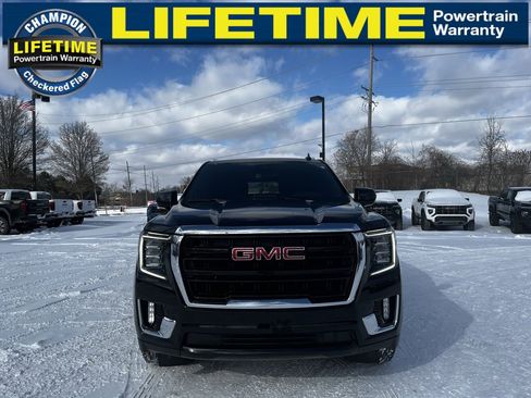 Used 2023 GMC Yukon SLE w/ Gmc Pro Safety Plus Package image 3