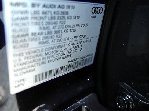 Used 2019 Audi Q8 Prestige w/ Luxury Package image 48