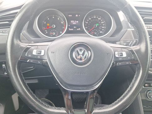Used 2019 Volkswagen Tiguan SE w/ Panoramic Sunroof Package AWD/4WD image 21