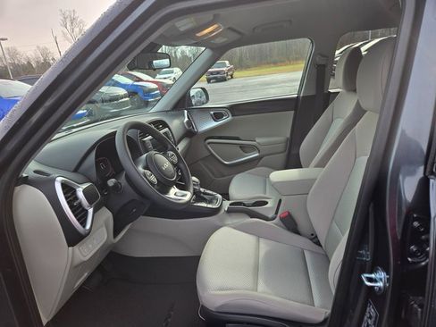 New 2025 Kia Soul LX image 6
