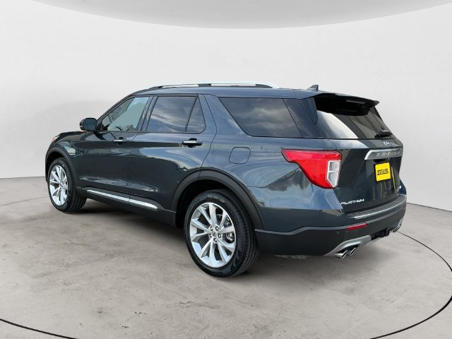 Certified 2023 Ford Explorer Platinum w/ Technology Package AWD/4WD image 7