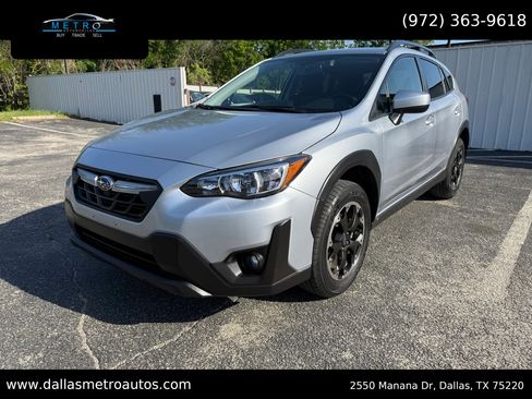 Used 2021 Subaru Crosstrek 2.0i Premium w/ Moonroof Package AWD/4WD image 1