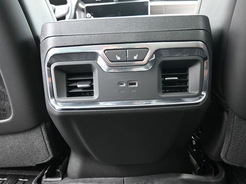 New 2026 GMC Sierra 3500 Denali Ultimate image 23