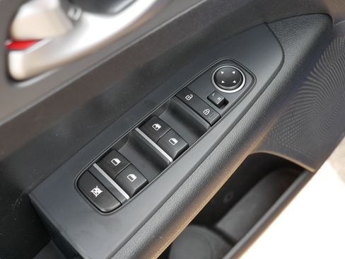 Used 2019 Kia Forte LXS image 19