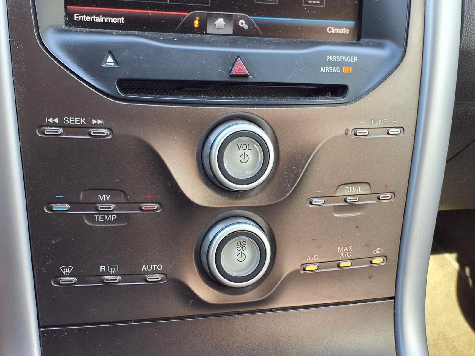Used 2014 Ford Edge SEL w/ Equipment Group 205A FWD image 17