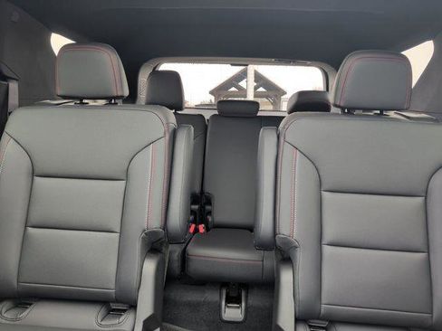 New 2026 Chevrolet Traverse Z71 w/ Driver Confidence Package image 17