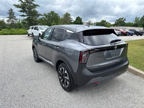 Certified 2025 Nissan Kicks SV AWD/4WD image 34