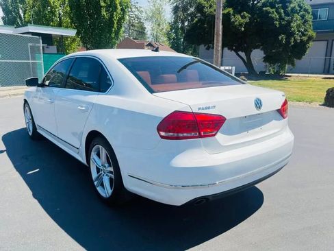 Used 2014 Volkswagen Passat TDI SE FWD image 3