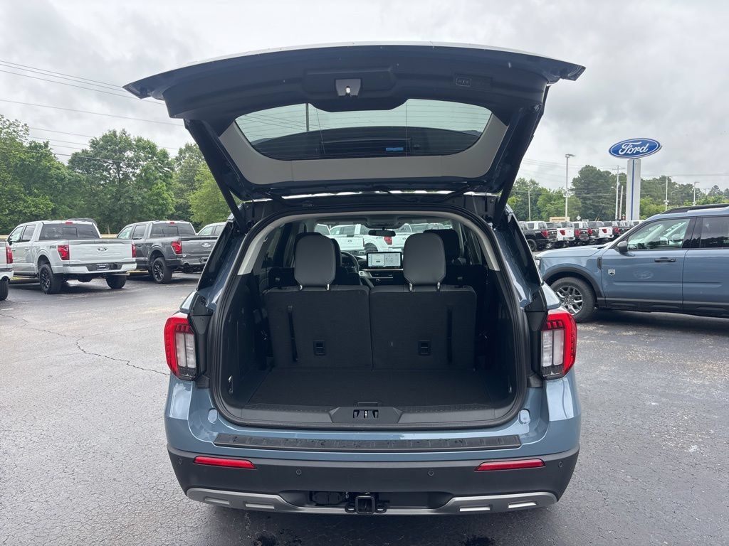 New 2026 Ford Explorer Active w/ Active Comfort Package RWD image 12