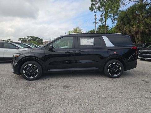 New 2026 Kia Carnival EX image 5