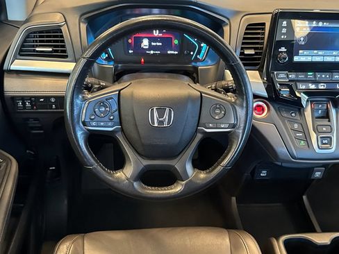 Used 2022 Honda Odyssey EX-L image 17