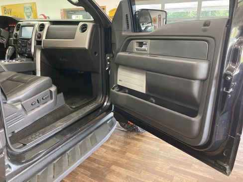 Used 2014 Ford F150 Raptor w/ Equipment Group 801A Luxury AWD/4WD image 21