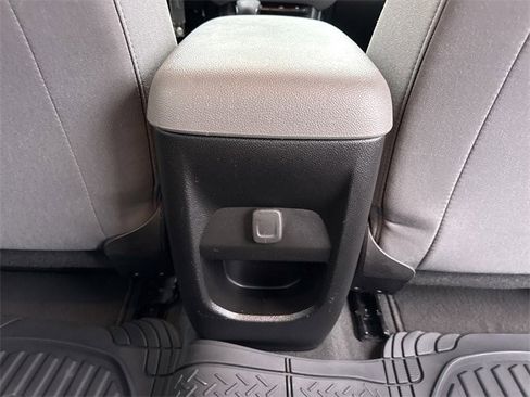 Used 2022 Chevrolet Colorado W/T w/ Custom Special Edition image 22