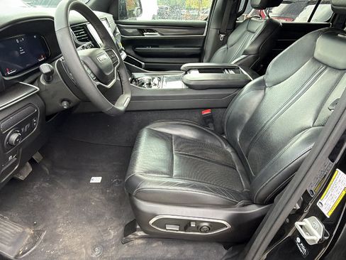 Certified 2024 Jeep Wagoneer 4WD image 16