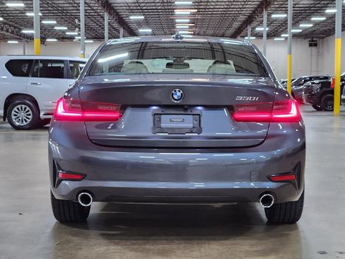 Used 2022 BMW 330i Sedan w/ Convenience Package RWD image 10