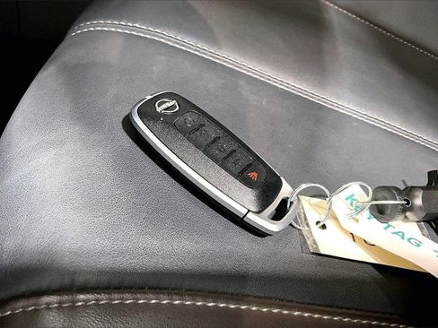 Used 2025 Nissan Armada SL w/ Captain's Chari Seat Package image 19