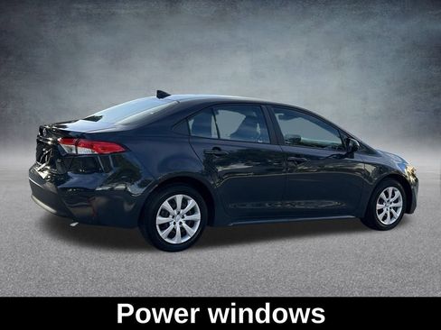 Used 2023 Toyota Corolla LE image 6