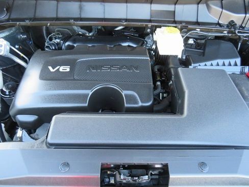 Used 2022 Nissan Pathfinder Platinum w/ Cargo Package image 41