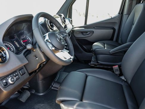New 2026 Mercedes-Benz Sprinter 2500 image 21
