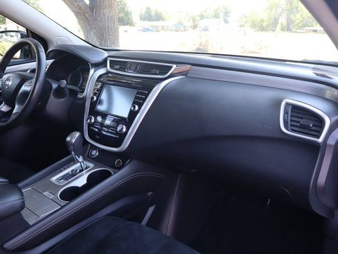 Used 2015 Nissan Murano SV w/ Premium Package AWD/4WD image 17