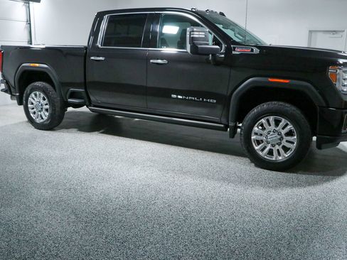 Used 2023 GMC Sierra 2500 Denali w/ Denali Ultimate Package AWD/4WD image 6