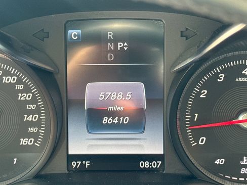 Used 2017 Mercedes-Benz C 300 Sedan image 28