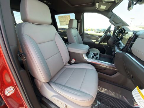New 2026 Chevrolet Silverado 3500 LTZ w/ LTZ Premium Package AWD/4WD image 13
