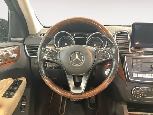 Used 2017 Mercedes-Benz GLE 550e image 12
