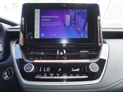 Certified 2025 Toyota Corolla SE w/ Convenience Package FWD image 16