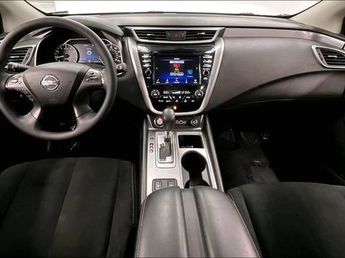 Used 2021 Nissan Murano S FWD image 17