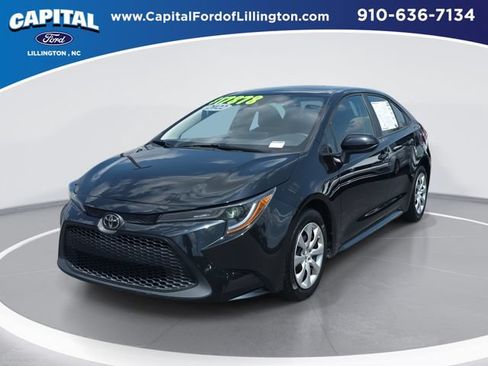Used 2022 Toyota Corolla LE FWD image 1
