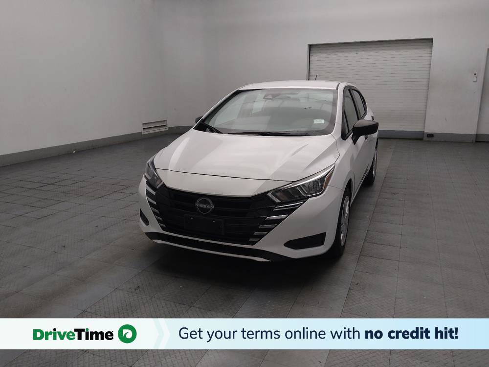 Used 2023 Nissan Versa S FWD image 1