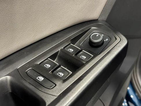 Used 2021 Volkswagen Atlas Cross Sport S AWD/4WD image 32
