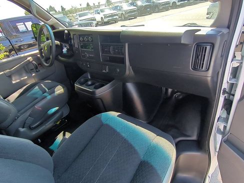 Used 2019 Chevrolet Express 2500 w/ Driver Convenience Package RWD image 25
