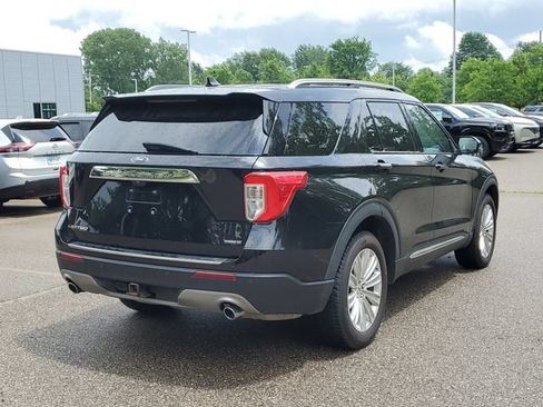 Used 2021 Ford Explorer Limited w/ Hybrid Equipment Group 310A AWD/4WD image 4
