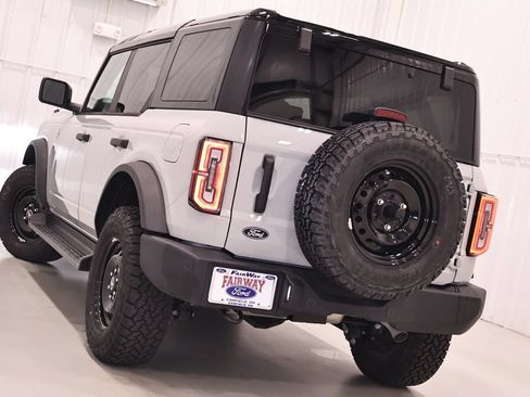 New 2026 Ford Bronco Outer Banks AWD/4WD image 32