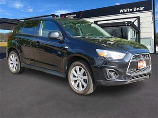 Used 2015 Mitsubishi Outlander Sport ES image 1