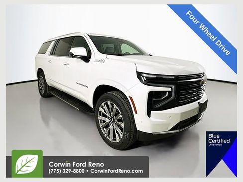 Used 2025 Chevrolet Suburban High Country image 1